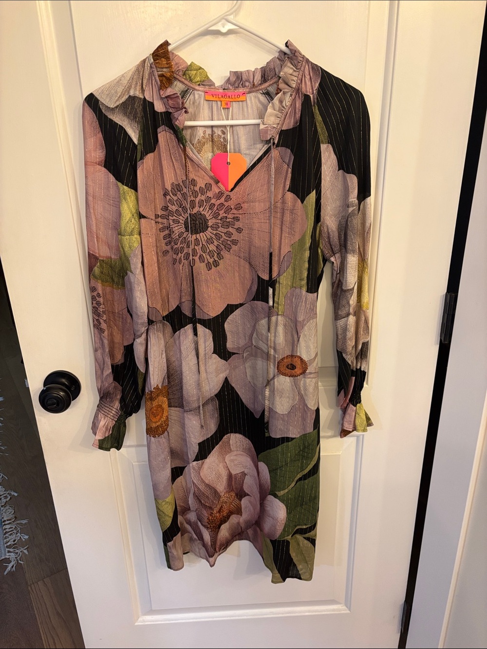 Vilagallo Pink & Black Floral Pleated Midi Dress